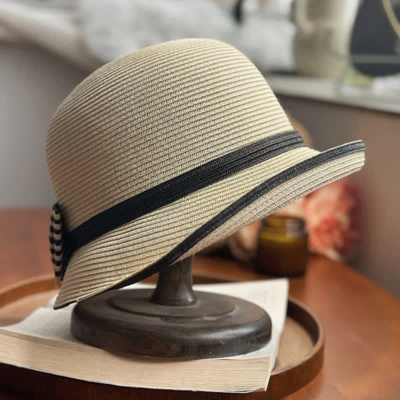 Fedora-Hut aus Stroh mit Streifen und Schleife für den Strand für Damen
