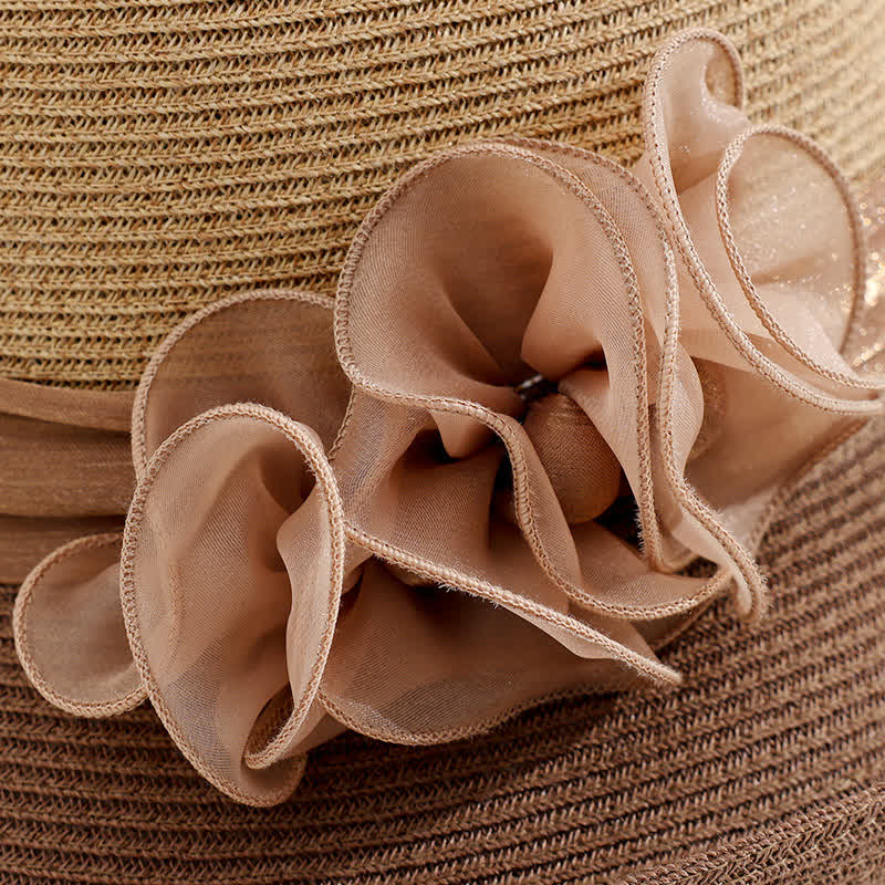 Wunderschöner Strohhut mit faltigem Blumenband für Damen