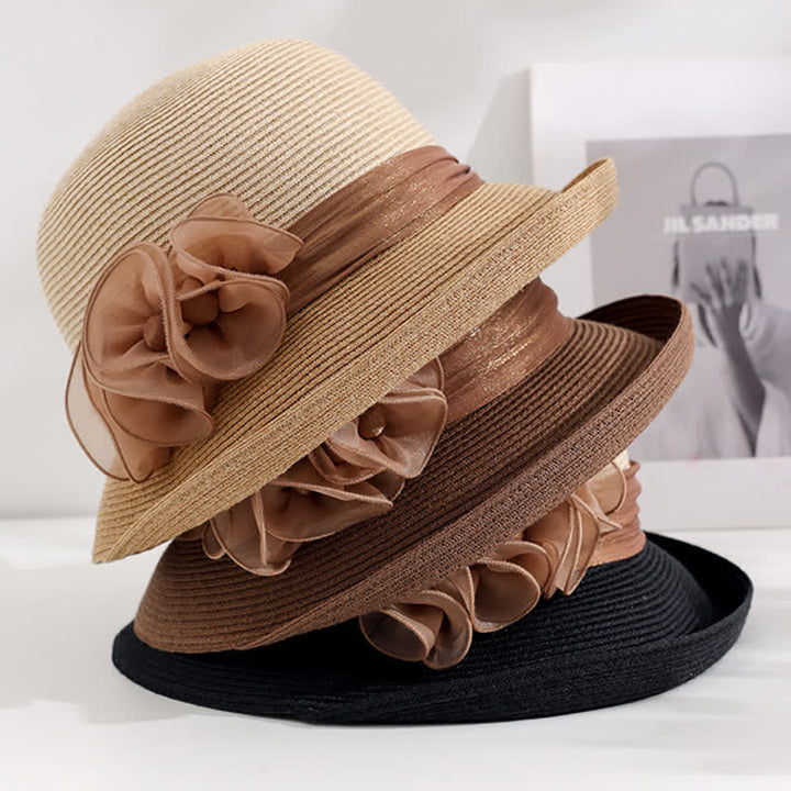 Wunderschöner Strohhut mit faltigem Blumenband für Damen