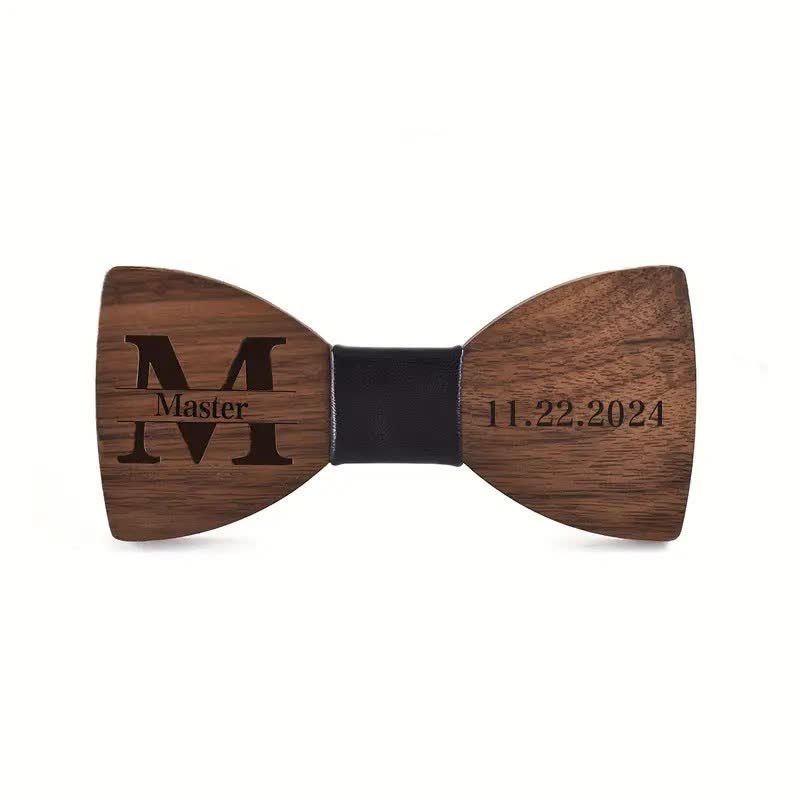 Personalisierter Name Herren Fliege aus Holz mit Gravur für Hochzeit - image 1