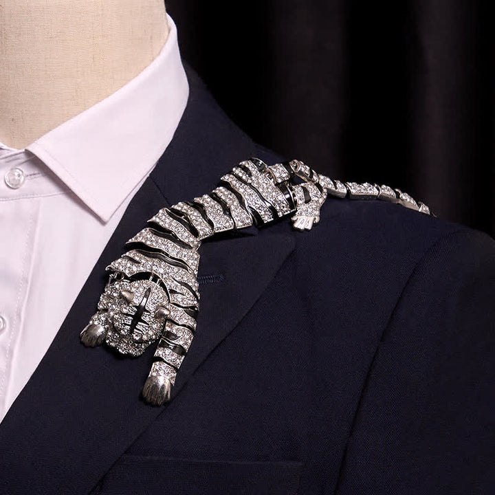 Majestic Tiger – Große, luxuriöse Brosche mit funkelnden Strasssteinen für Herren - Silber - image 0