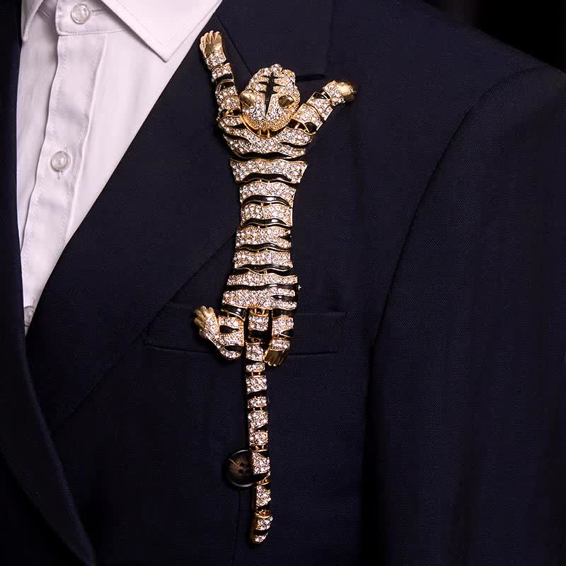 Majestic Tiger – Große, luxuriöse Brosche mit funkelnden Strasssteinen für Herren - image 15