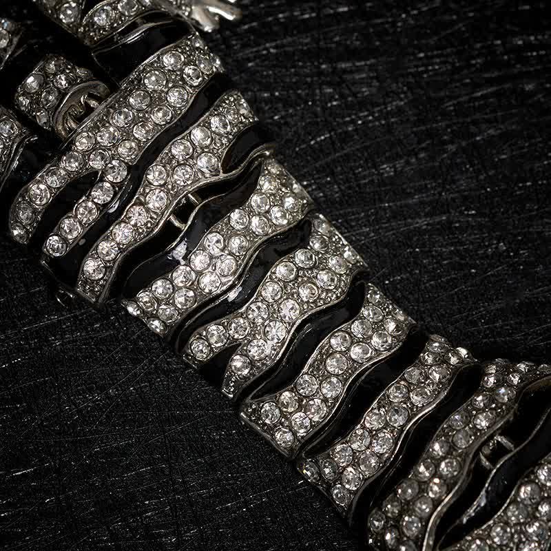 Majestic Tiger – Große, luxuriöse Brosche mit funkelnden Strasssteinen für Herren - image 5