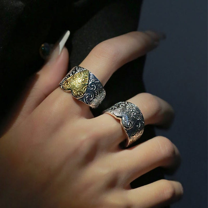 Verstellbarer Herzring in Gold und Silber mit kontrastierendem Grasmuster - image 4
