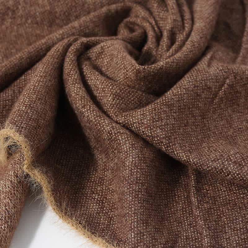 Retro & Chic – Einfarbiger Schal mit Pelzbesatz - image 13
