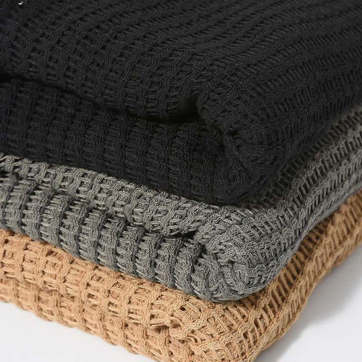 Eleganter Strickschal mit ausgehöhltem Design - image 4