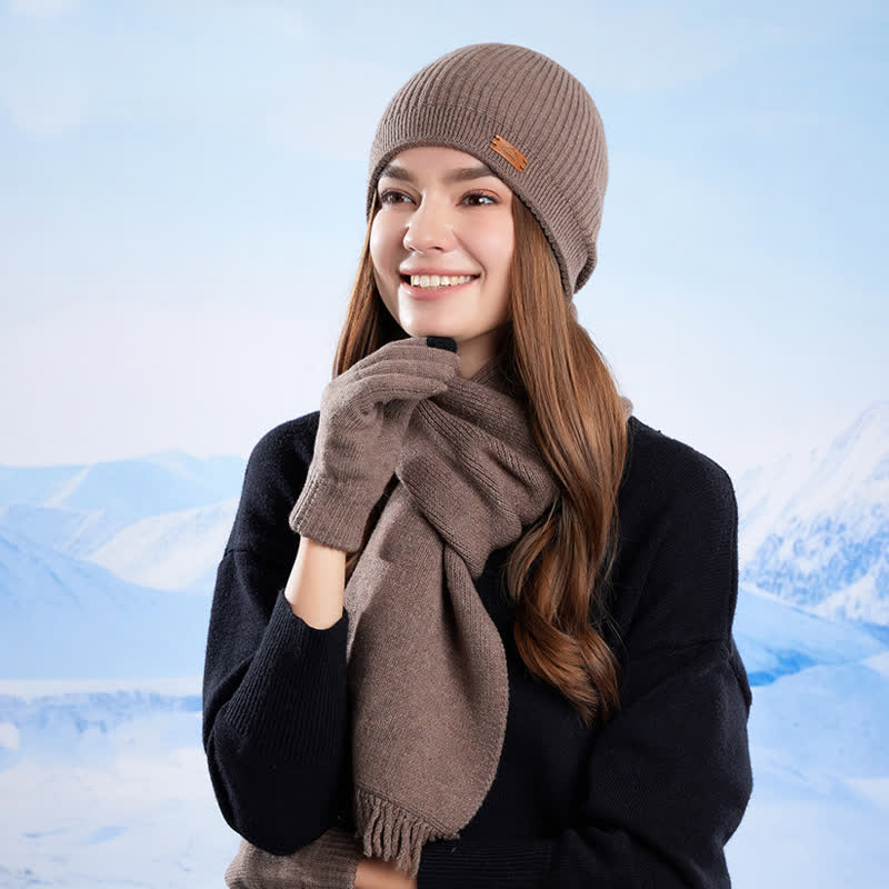3-teiliges Set aus einfarbiger Strickmütze, Mütze, Schal und Handschuhen - image 12