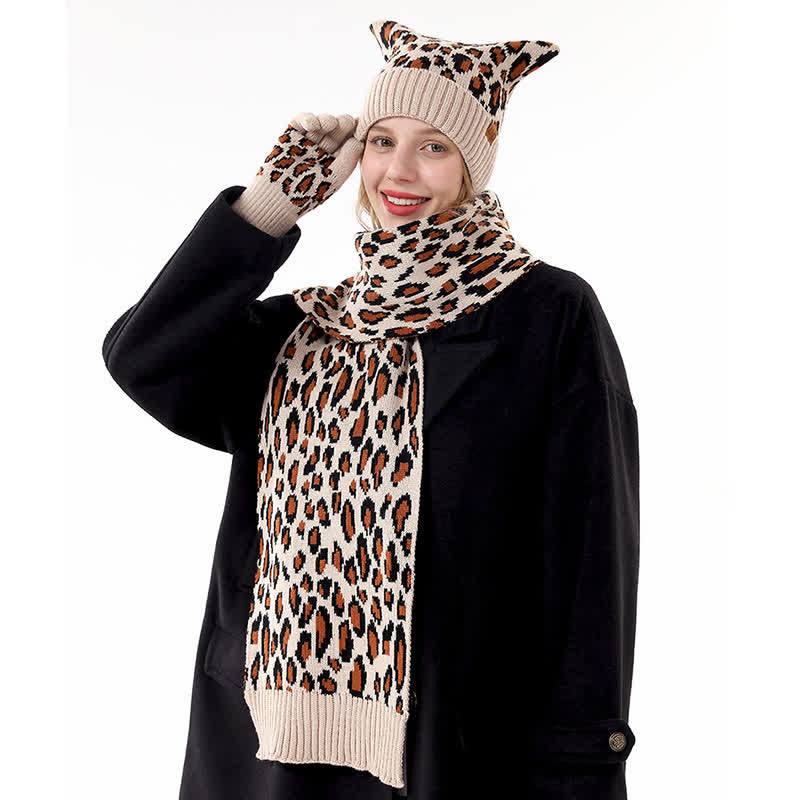 3-teiliges Set mit Mütze, Schal und Handschuhen mit Leopardenmuster und Katzenohren - image 9
