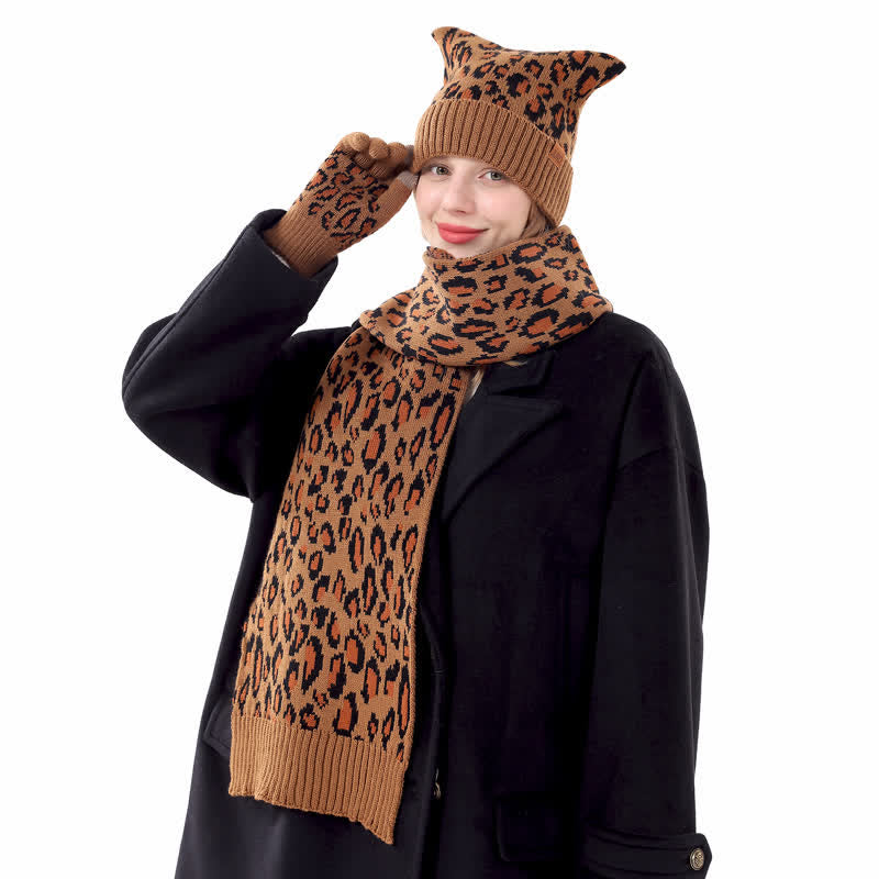 3-teiliges Set mit Mütze, Schal und Handschuhen mit Leopardenmuster und Katzenohren - image 2