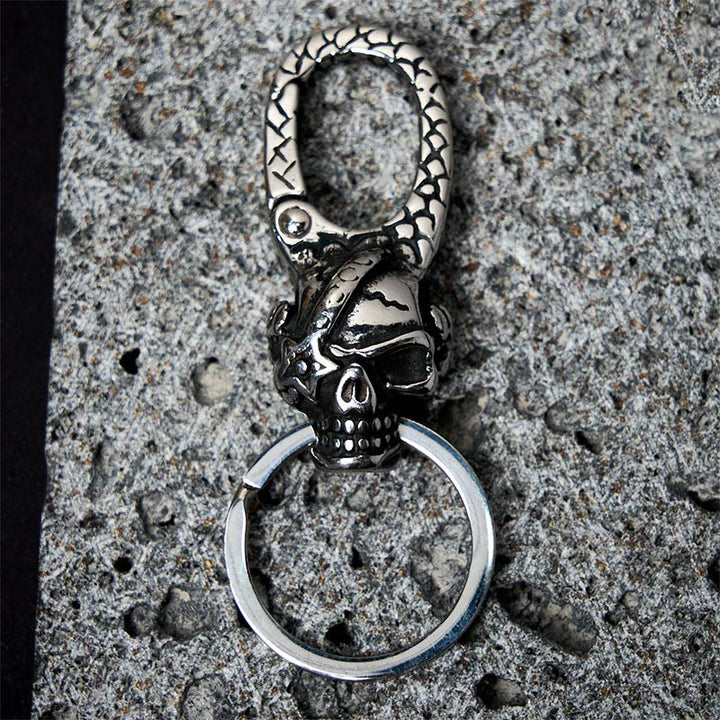 Kreativer Piraten-Totenkopf-Kapitän-Schlüsselanhänger aus Metall - image 5
