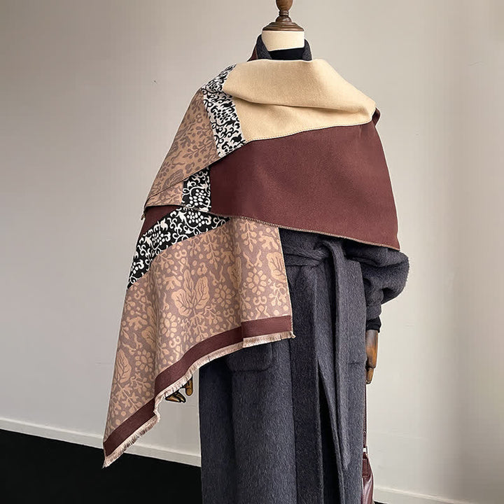 Warmer Schal mit Patchwork-Muster (Blumen und Blätter) - image 6