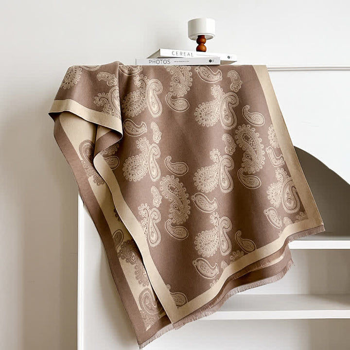 Doppelseitiger, warmer Schal mit aufwendigem Paisley-Muster - image 7