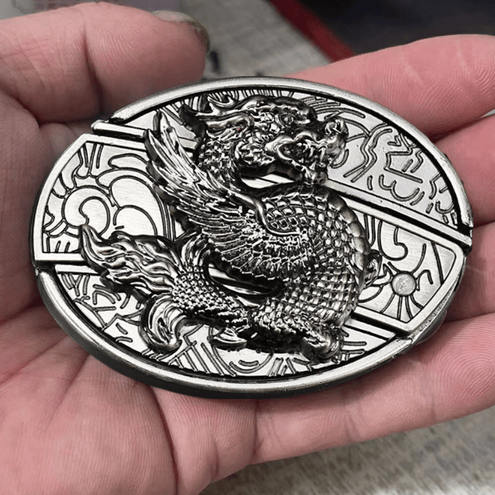 Herren-Ledergürtel „Flying Dragon“ mit Klappmesser