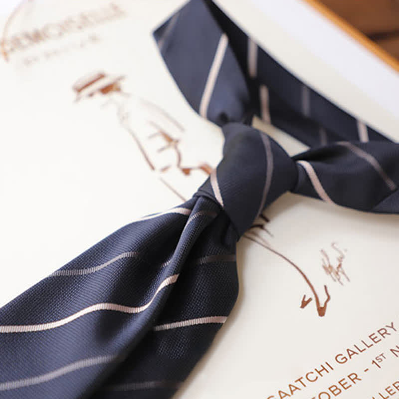 Klassische tägliche Bürokrawatte für Männer mit Streifen