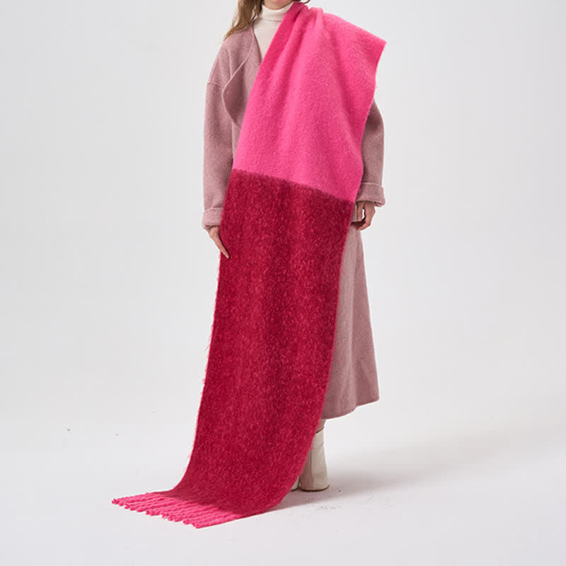 Einfacher zweifarbiger Winterschal mit Fransen für Damen