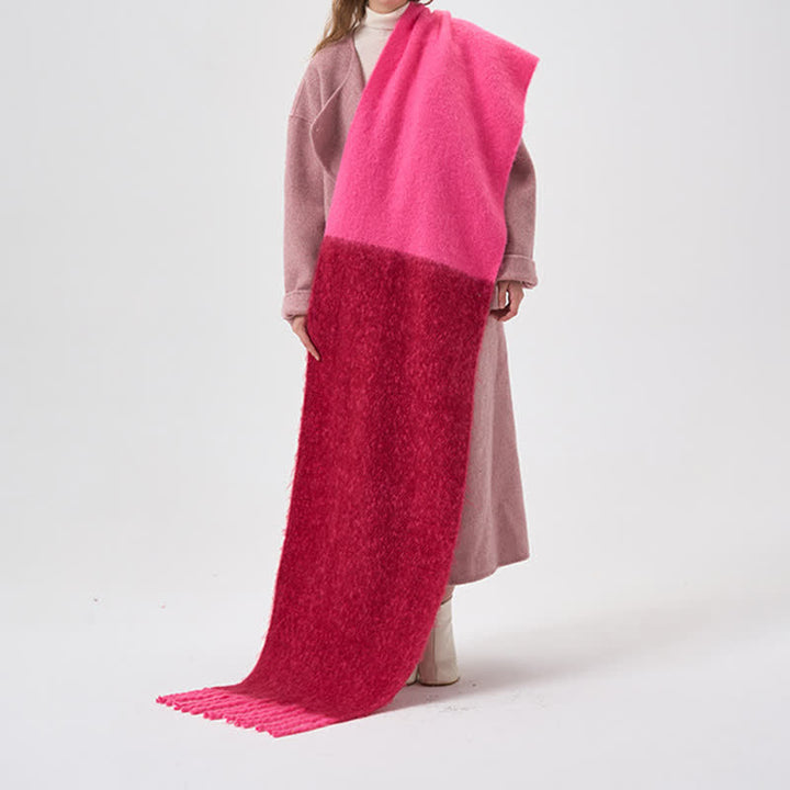 Einfacher zweifarbiger Winterschal mit Fransen für Damen