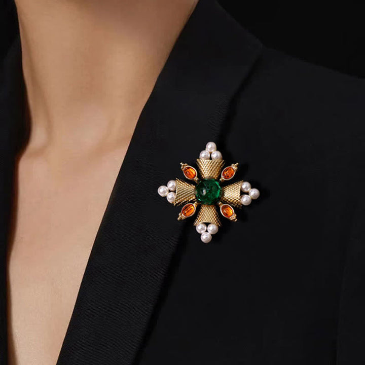 Frauen Herrscherin Barock Kreuz Perlen Brosche