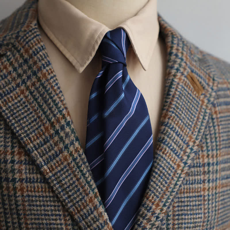 Klassische tägliche Bürokrawatte für Männer mit Streifen