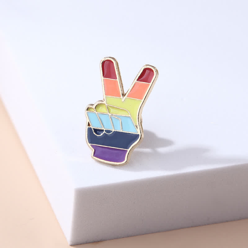 4Pcs Love Is Love Regenbogenflagge Pride Brosche