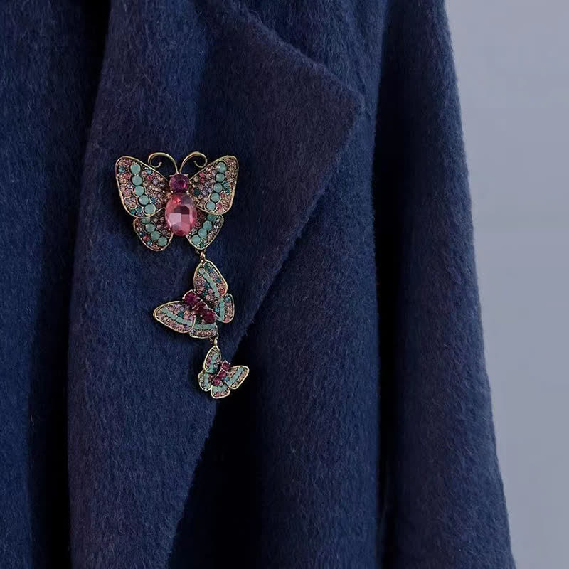 Verspielte Schmetterlingsbrosche für Frauen