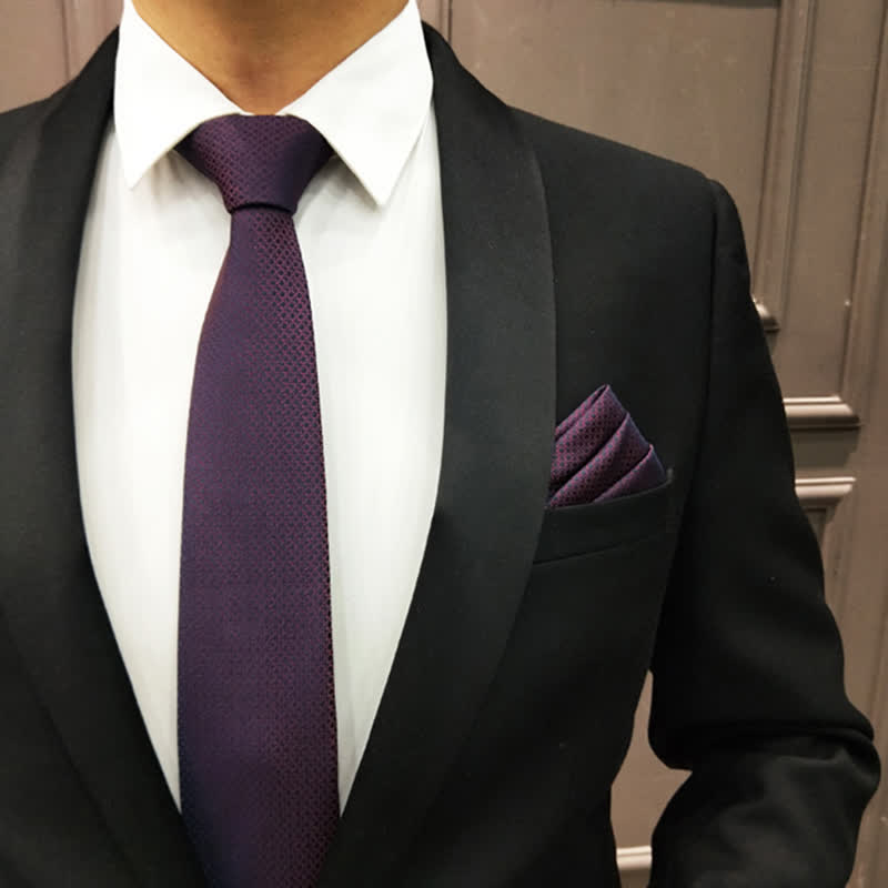 Lässige Herrenkrawatte mit süßen sich kuschelnden Katzen