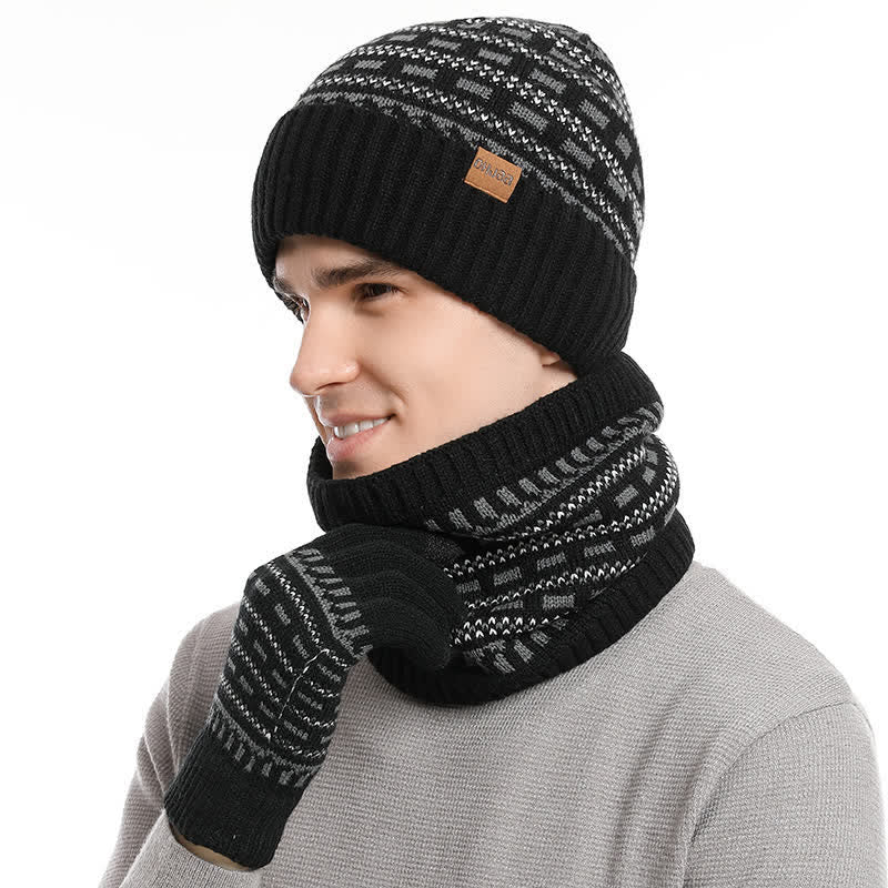 3-tlg. Set aus lockerer, doppellagiger Strickmütze, Schal und Handschuhen