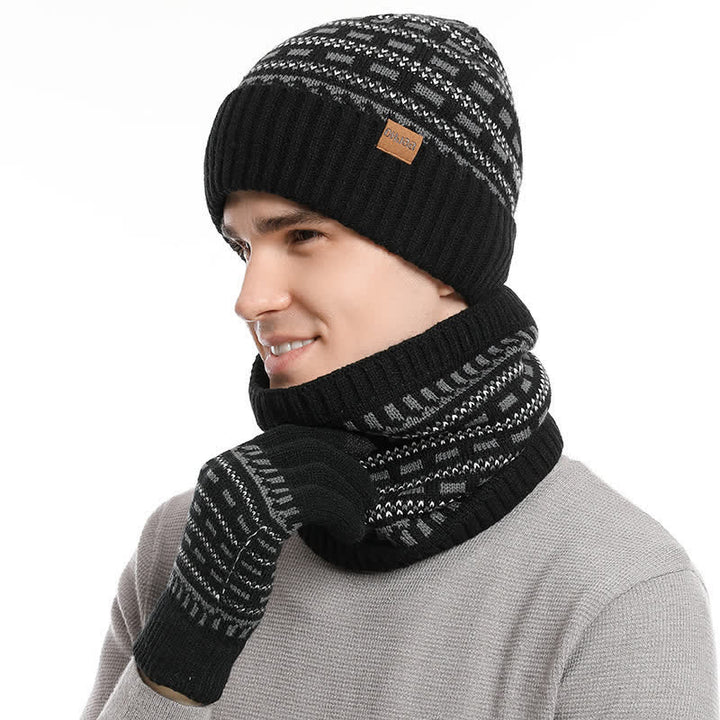 3-tlg. Set aus lockerer, doppellagiger Strickmütze, Schal und Handschuhen