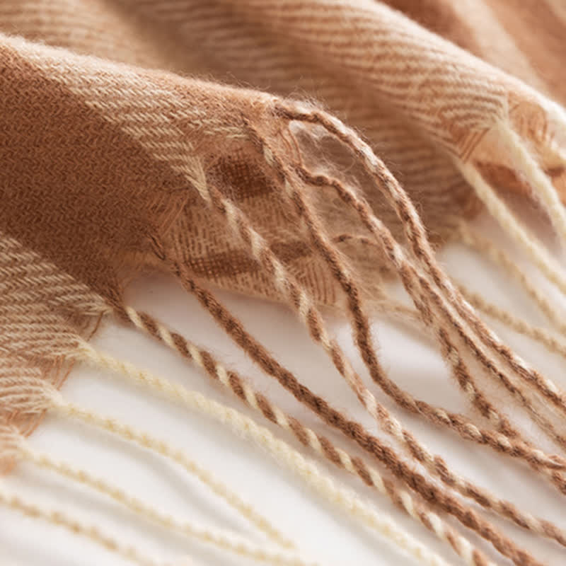 Klassischer warmer Winter-Karrierter Schal für Frauen