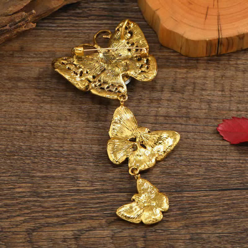 Verspielte Schmetterlingsbrosche für Frauen