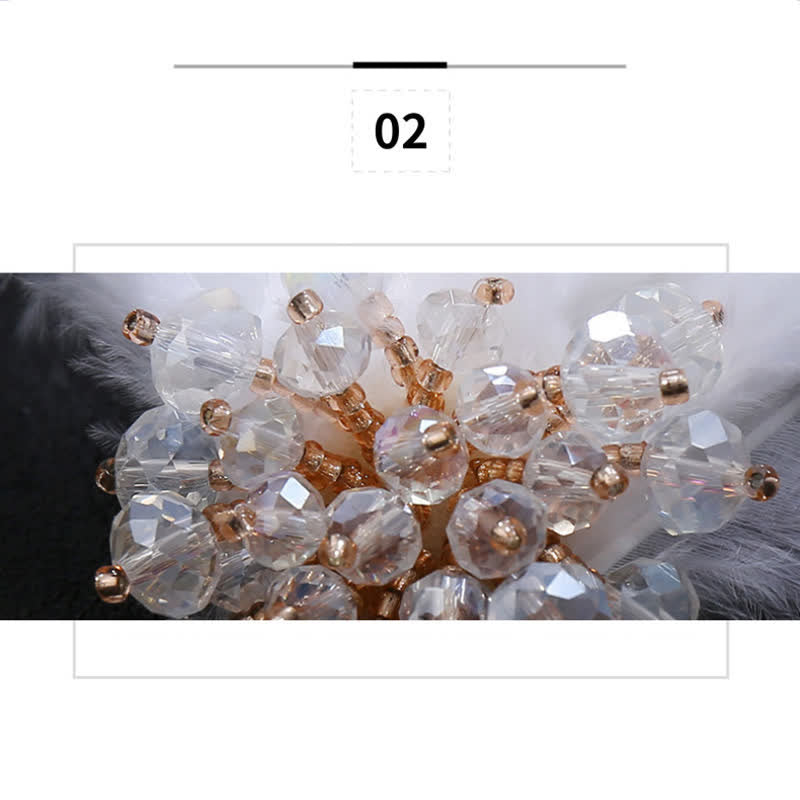 Luxuriöse Frauen-Kristallzweig-Schneeflocken-Feder-Brosche