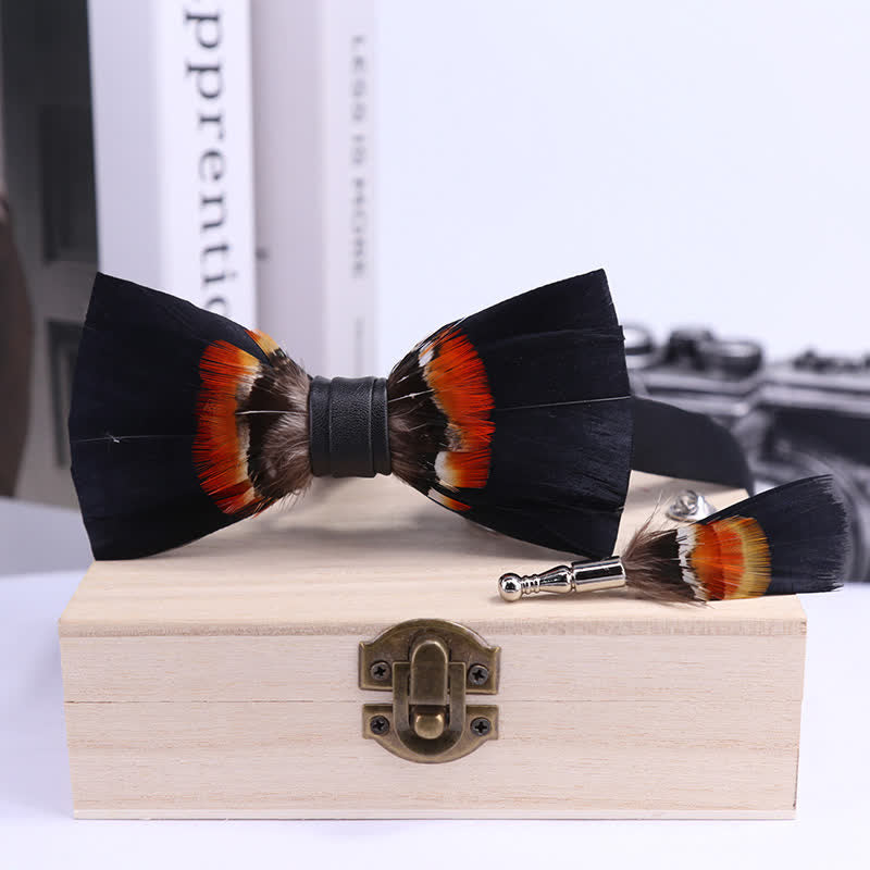 Schwarz & Orange Feder Fliege mit Reversnadel