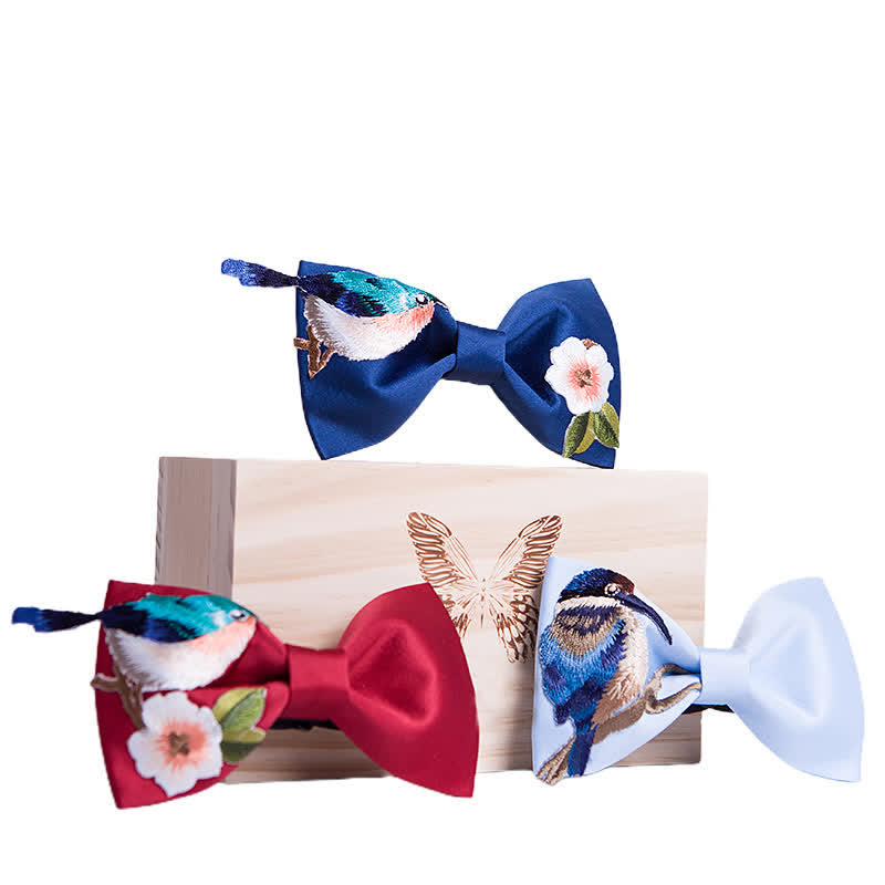 Bestickte Herren-Fliege mit Vogelblumen