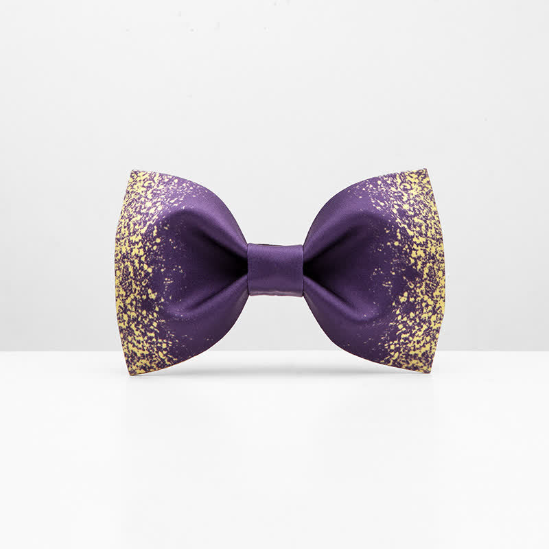 Violette prachtvolle Nachthimmel-Fliege für Herren