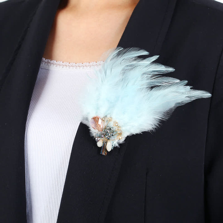 Luxuriöse Frauen-Kristallzweig-Schneeflocken-Feder-Brosche
