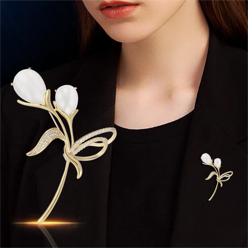 Exquisite Tulpen-Perlen-Brosche für Frauen