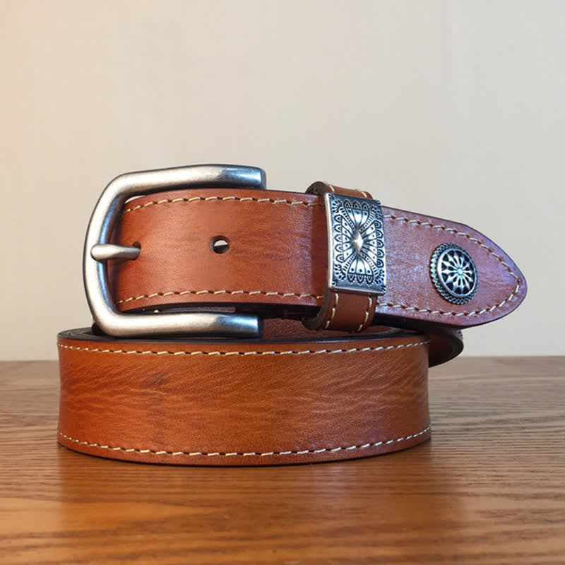 Herrengürtel aus Vollnarbenleder mit Vintage-Nietendekor