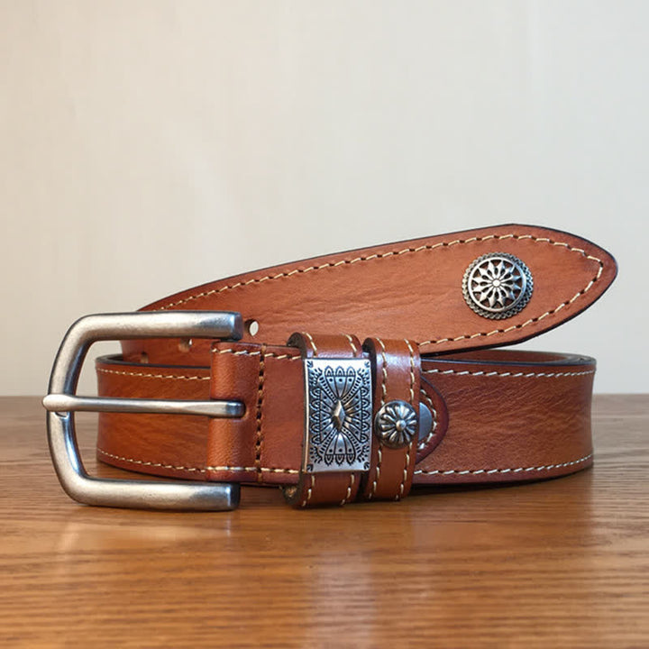 Herrengürtel aus Vollnarbenleder mit Vintage-Nietendekor