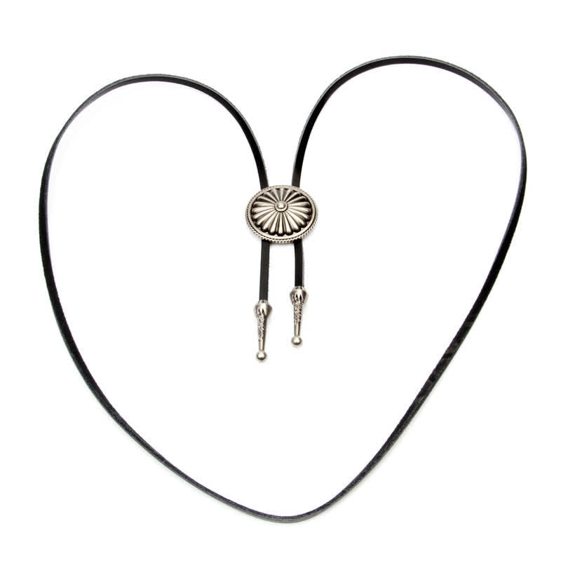 Runde Concho Pullover Kette Bolotie