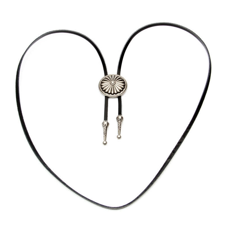 Runde Concho Pullover Kette Bolotie