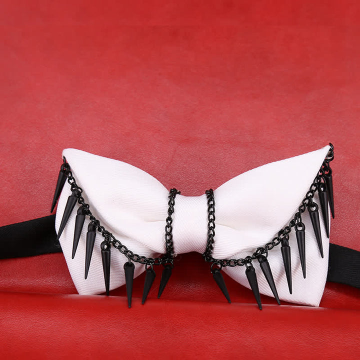 Herren-Fliege im Punk-Stil mit Nietenkette und Quasten