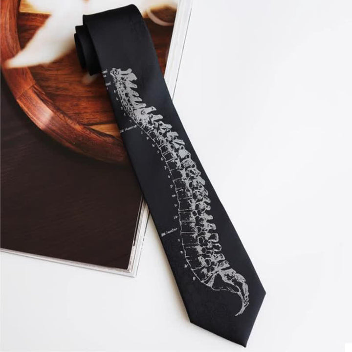 Schwarze Herren-Krawatte mit Totenkopfwirbelsäule-Stickerei