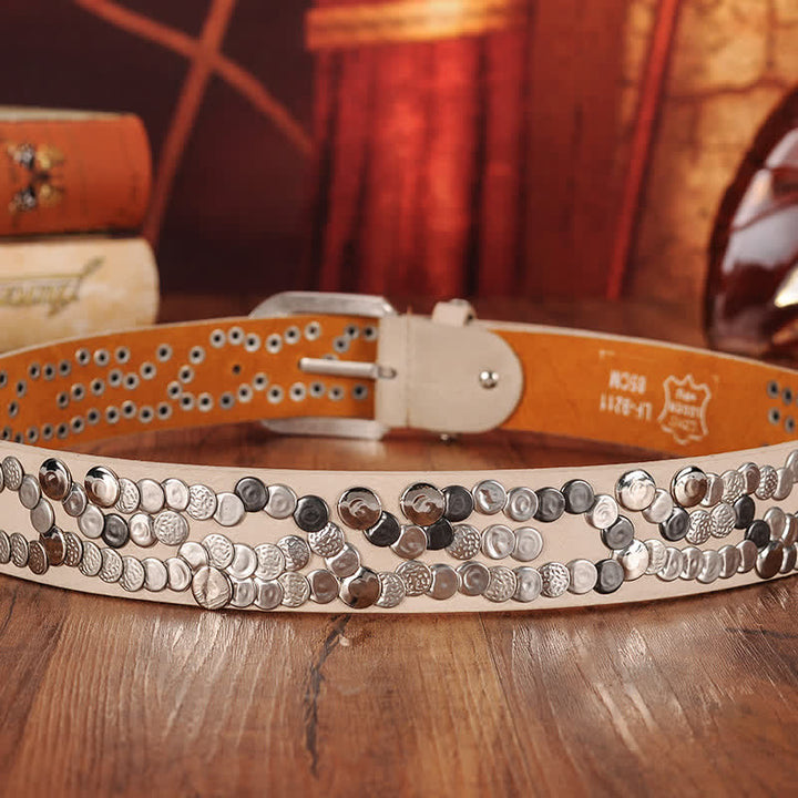 Damenstilvolles Lederarmband mit Metallplättchennieten