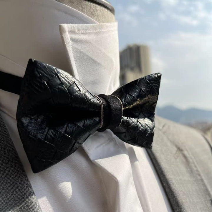 Herren-Fliege aus schwarzem Leder mit Webmusterdesign