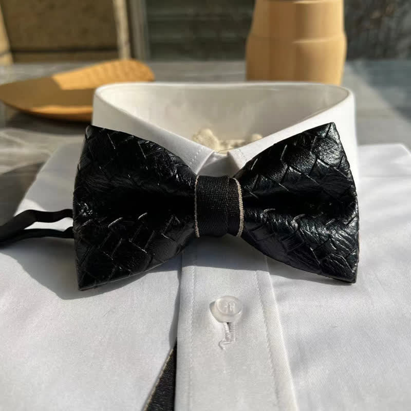 Herren-Fliege aus schwarzem Leder mit Webmusterdesign