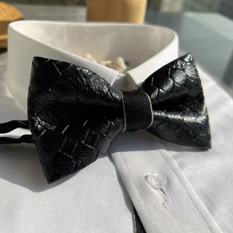 Herren-Fliege aus schwarzem Leder mit Webmusterdesign