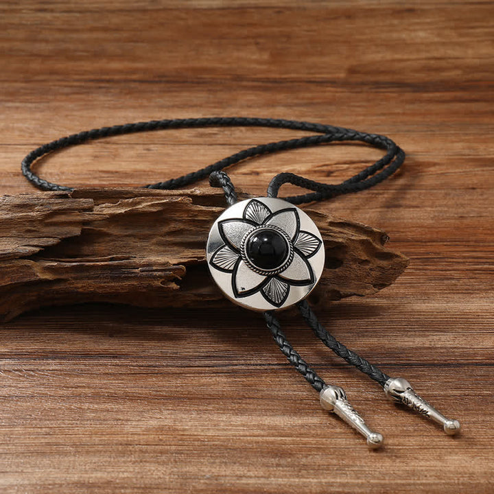 Oval geschnitzte Blütenblatt Schwarzer Türkis Stein Bolo-Tie