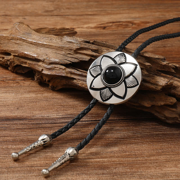Oval geschnitzte Blütenblatt Schwarzer Türkis Stein Bolo-Tie