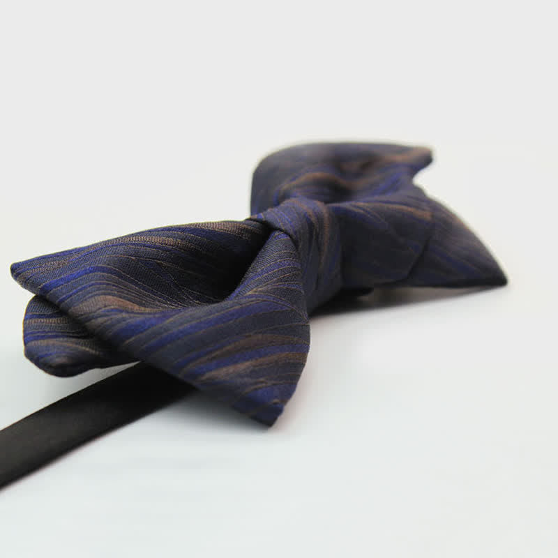 Männer's subtile gestreifte Jacquard dunkelblaue Fliege