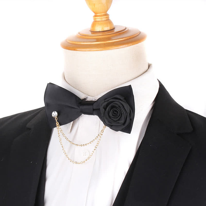 Elegante Herrenfliege mit Rosé-Gold-Kettenverzierung