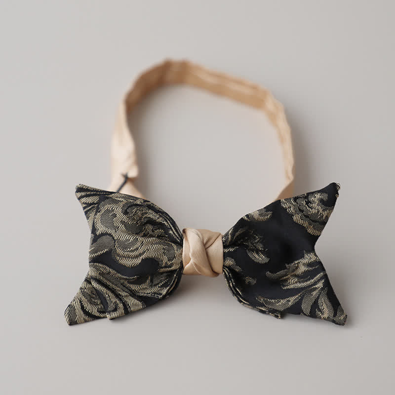 Vintage-Fliege für Männer in antikem Gold und schwarzem Blumenmuster